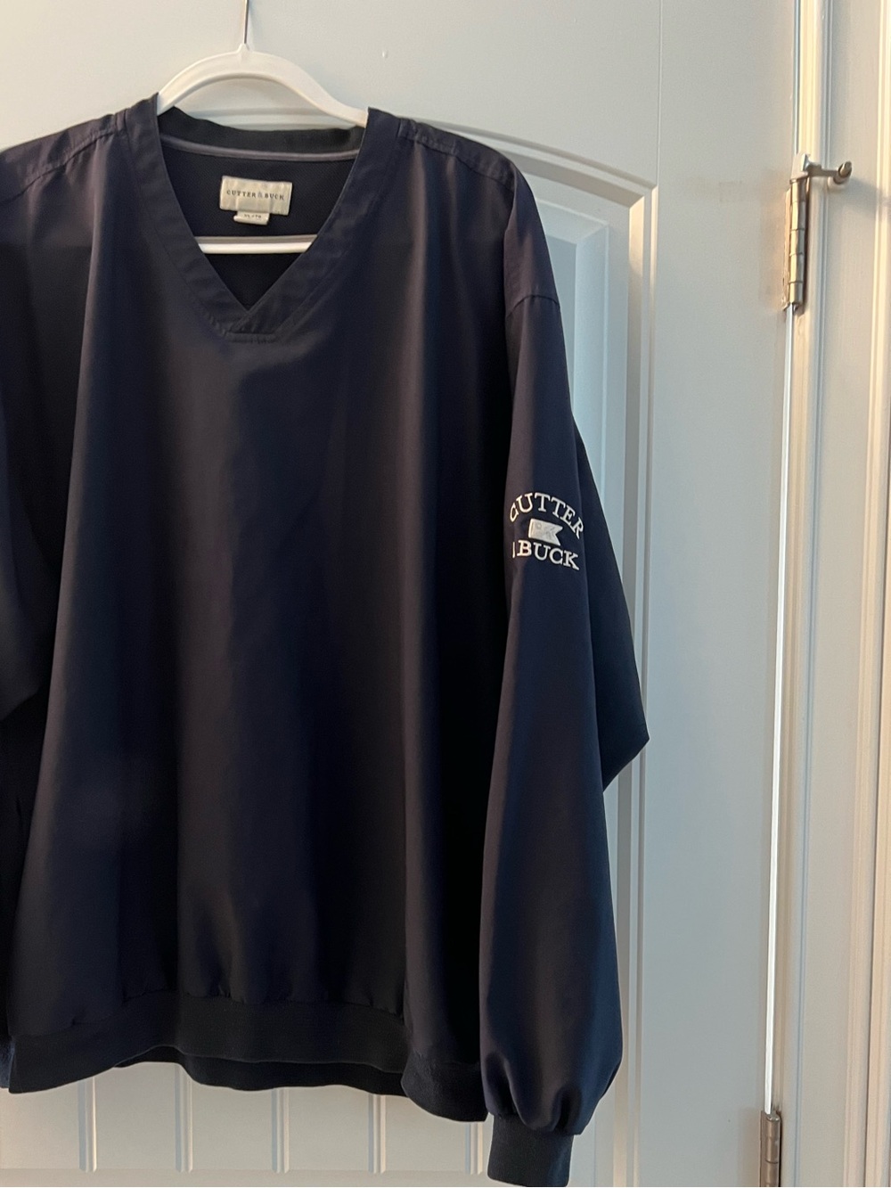 Cutter & Buck mensNavy V-Neck Pullover